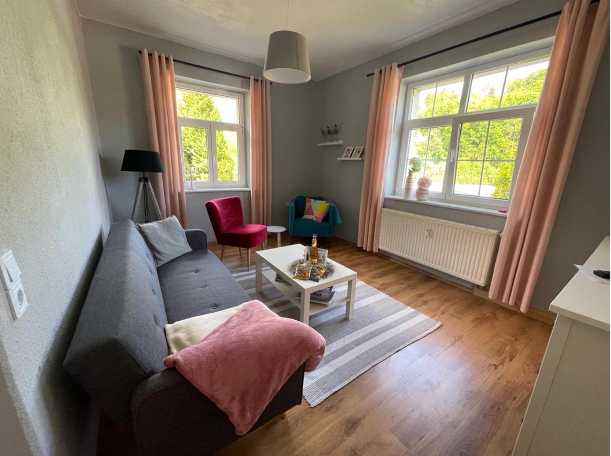 Ferienwohnung Am Wald Зебниц Екстериор снимка