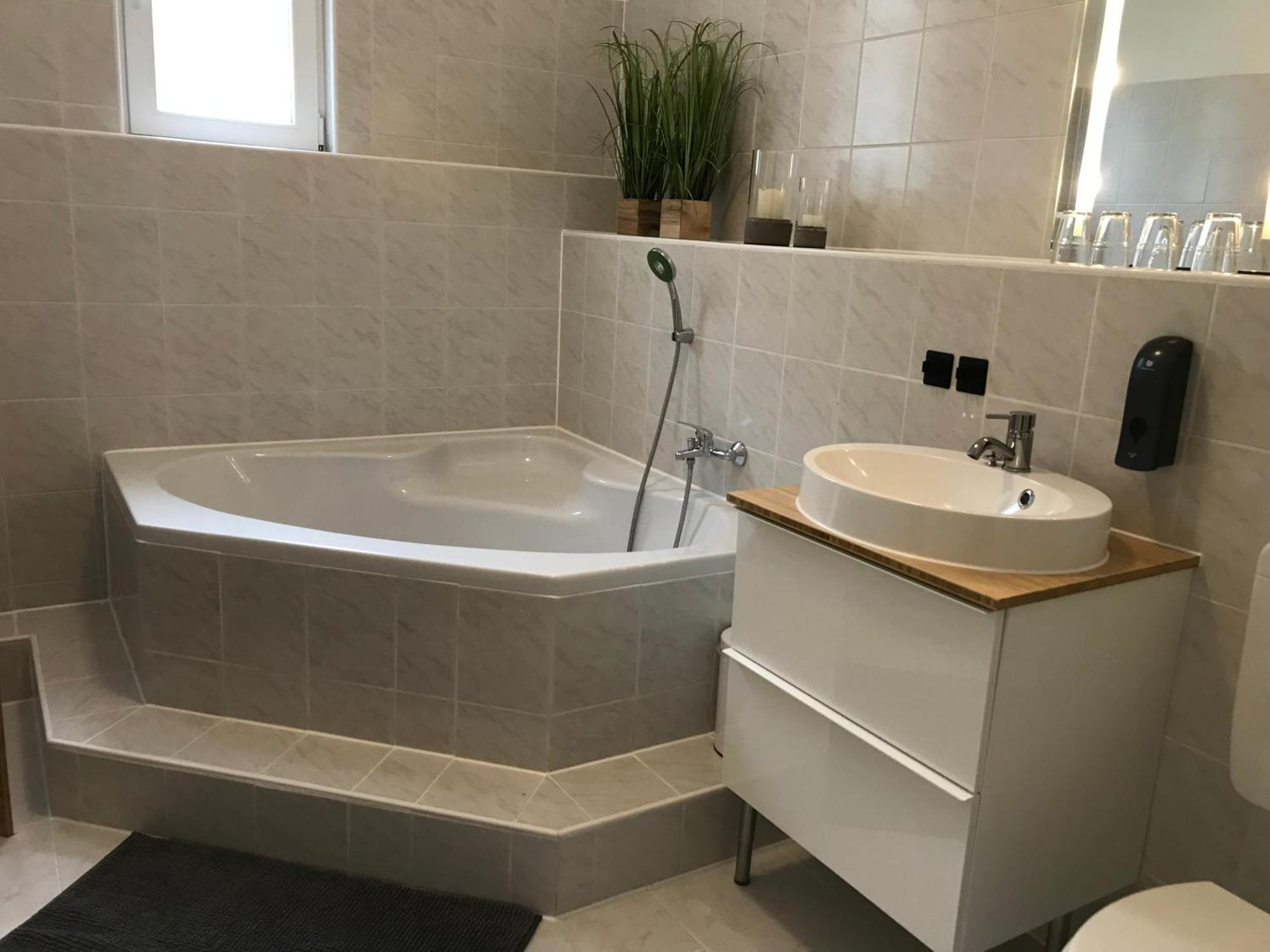 Ferienwohnung Am Wald Зебниц Екстериор снимка